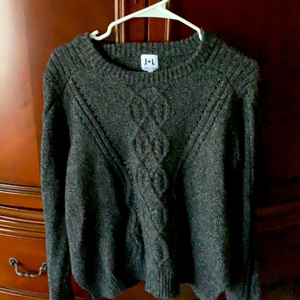 Anthropology John +Jenn Charcoal Grey cable design sweater. Size Large